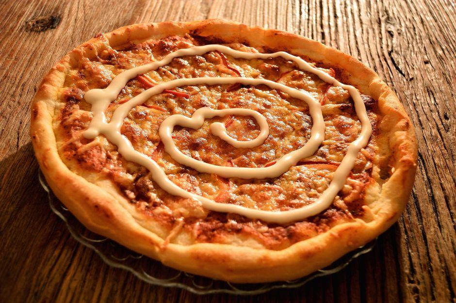Pizza Caseira de Maçã com Canela Fácil e Delicioso (Receita Completa)