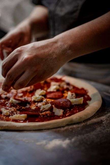 Pizza Caseira de Liquidificador Fácil e Delicioso (Receita Completa)