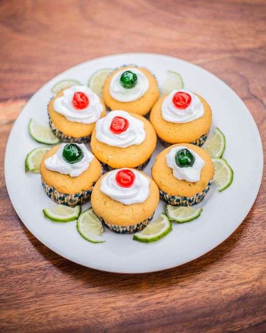 Cupcake de Abacaxi Fácil e Delicioso (Receita Completa)