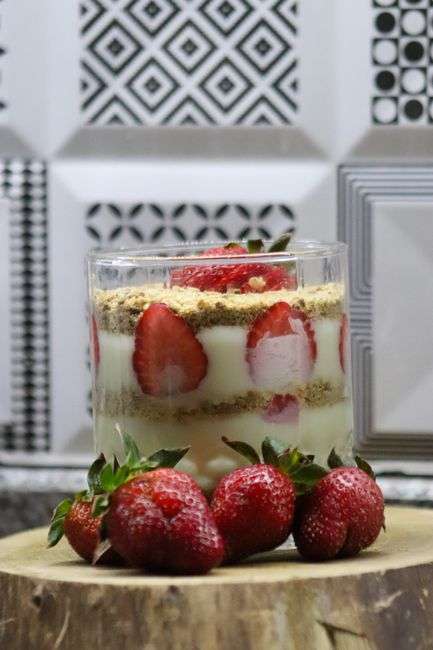 Pavê de Morango Fácil e Delicioso (Receita Completa)